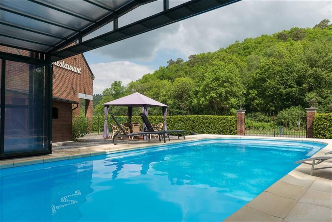 Auberge De La Lesse Celles  Exterior foto